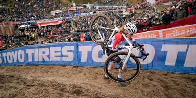 fIFBn2jZmiU8DPaLQYCM.jpg?w=940&h=940