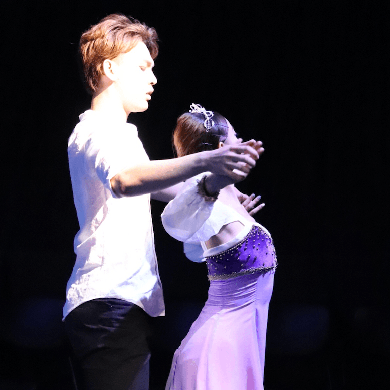 めるもバレエ講師 門倉 右季