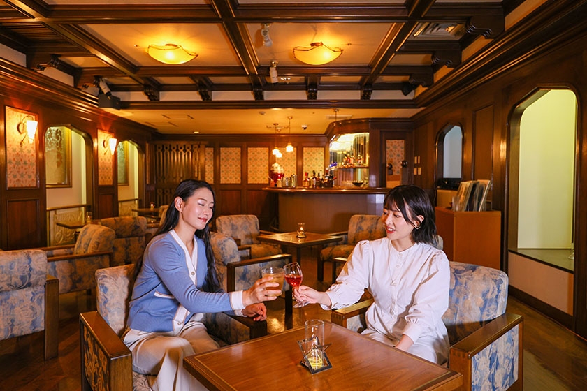 TAOYAの中でも、バーを備えるのはTAOYA秋保だけ。特別な空間を是非覗いてみてはいかがでしょうか?