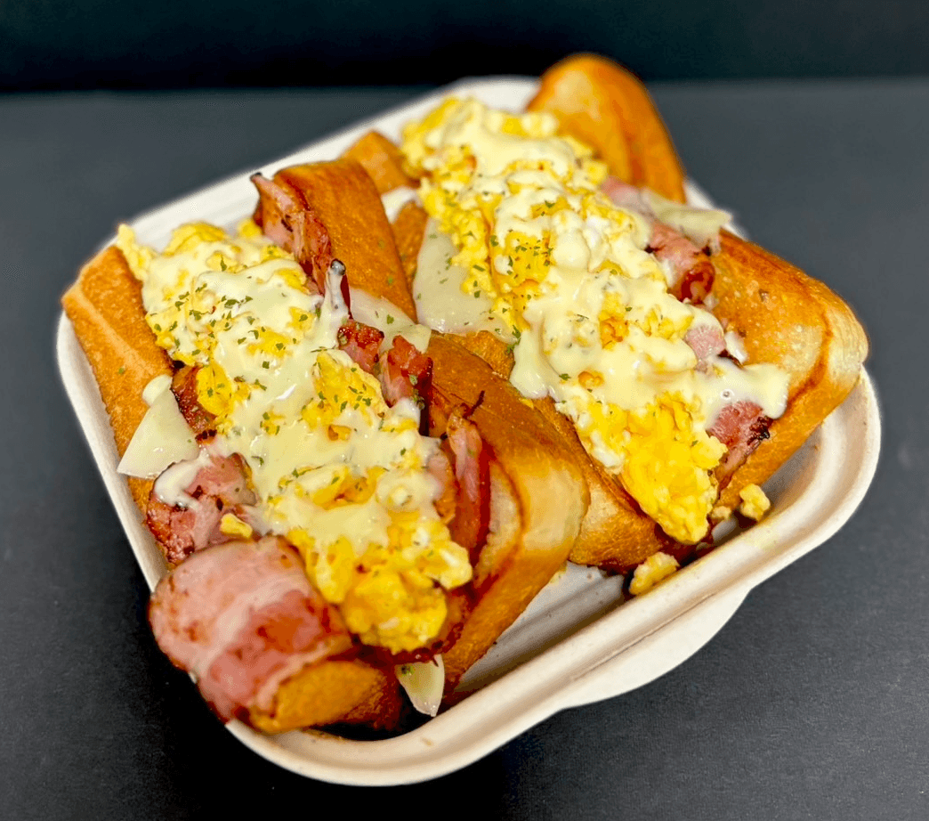 第1弾「ベーコンエッグトースト」