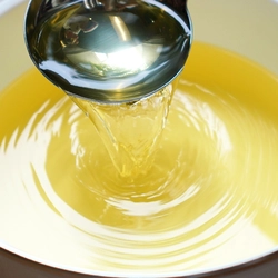 お雑煮や水炊き鍋にもぴったり！ まぐろと昆布をブレンドした完全無添加ダシパック　 出汁専門店「おだし香紡」にて数量限定発売