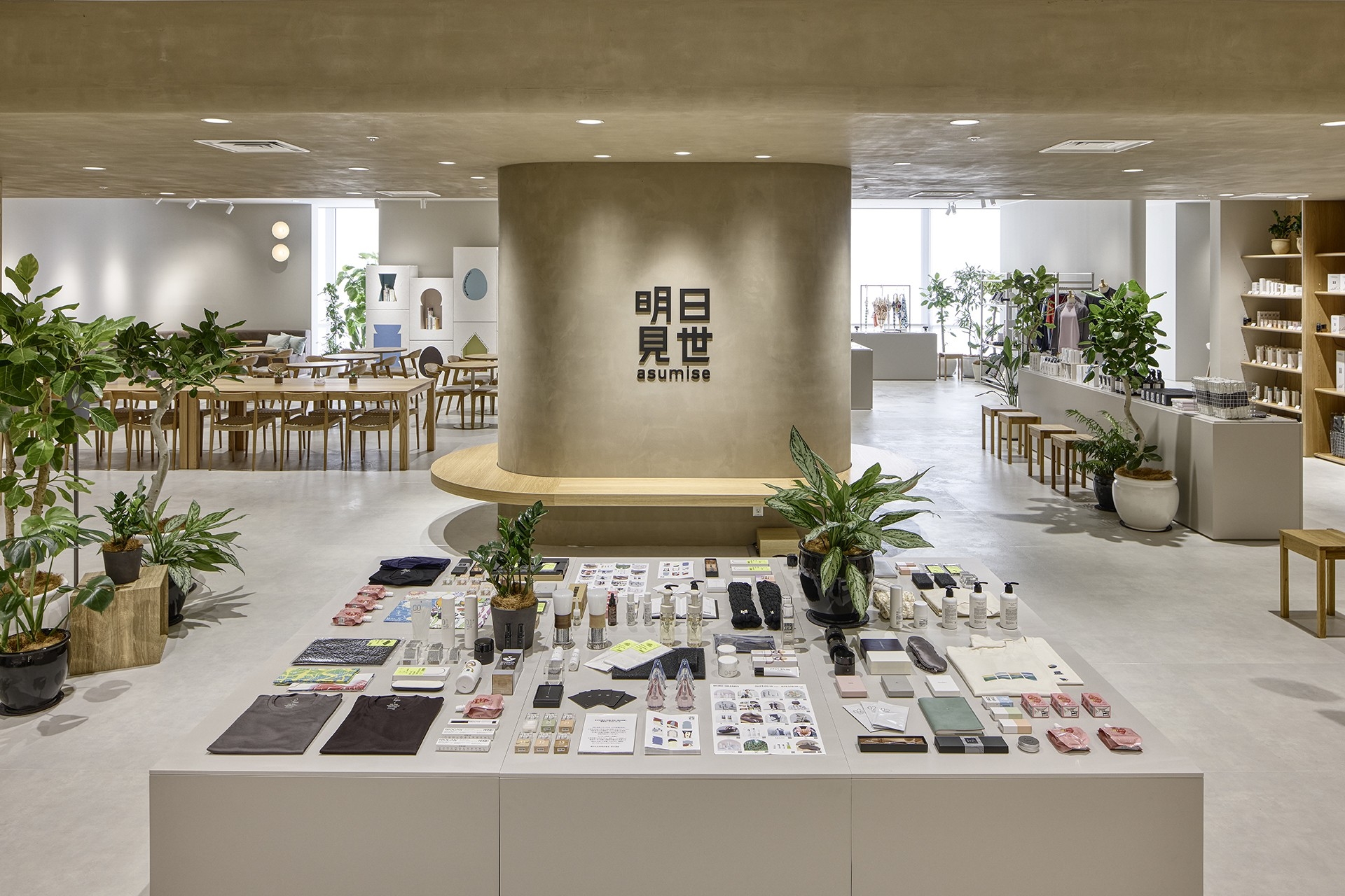 大丸松坂屋百貨店が運営する複合型体験ストア「明日見世」に快眠枕「スリープマージピロー」を出品