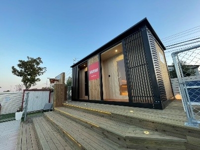 fTAmB10uuMVd5SUlALvH.jpeg?w=940&h=940