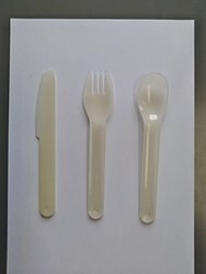 99%以上植物由来の生分解性樹脂でできたカトラリー