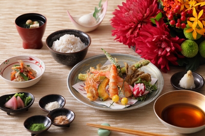 fdKWeoeoDMAZMfVtqHtx.jpg?w=940&h=940