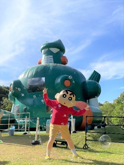 ▲しんちゃんとグリーティング