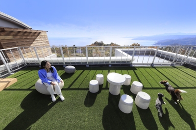 屋外・屋外・屋上の3タイプの＜ドッグラン＞