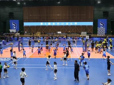 ffOMXYLnbVR1Nyb2GVL5.JPG?w=940&h=940