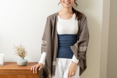 『あなたになじむ ふゆのはらまき』デニム着用イメージ