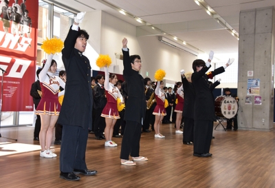 エールを送る應援團