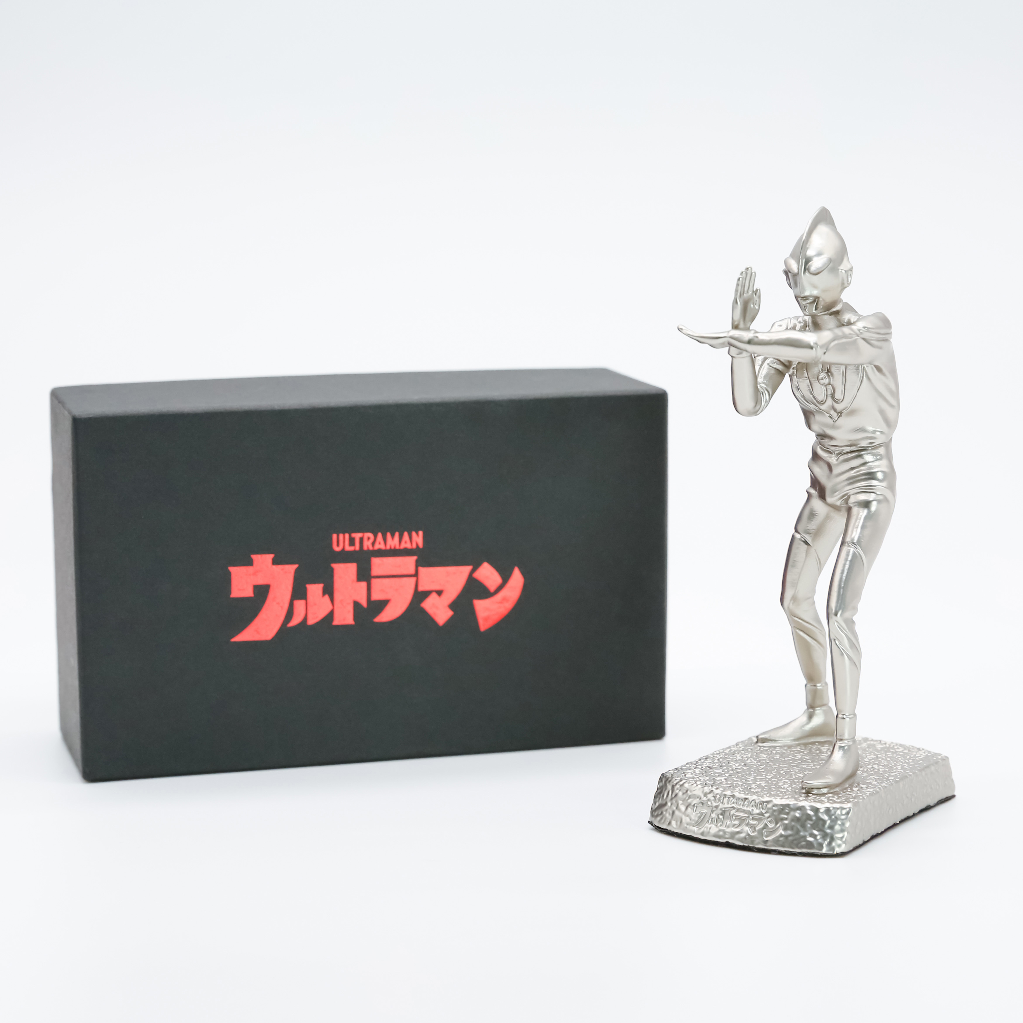 ウルトラマン ペーパーウェイト(2)