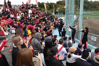 fhltdEkPc5jNdLtQjxox.jpg?w=940&h=940