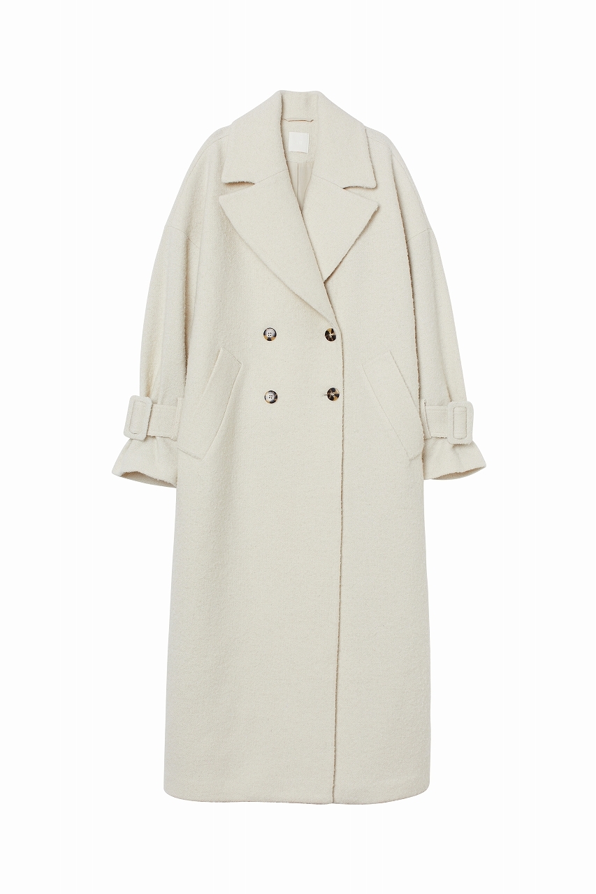 ウールブレンドロングコート¥9,999(52% リサイクルウール 46% リサイクルポリエステル)