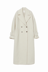 ウールブレンドロングコート￥9,999(52% リサイクルウール 46% リサイクルポリエステル)