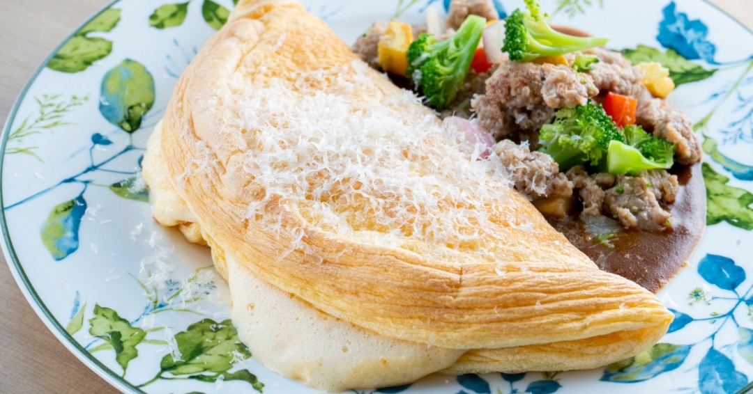 淡路島 Ladybird Road「洋食屋Donna-ドンナ-」 『淡路たまごのふわっとオムレツ』本日より提供開始