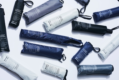 fmTjBSW0o8AOACeflREf.jpg?w=940&h=940