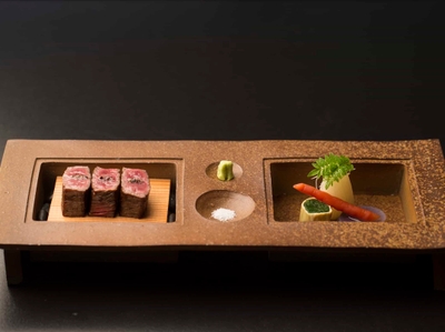 fnPXYImyF4qce9EWpteg.jpg?w=940&h=940