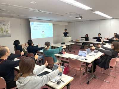 fnauoBzBIakuMvndQXop.jpg?w=940&h=940