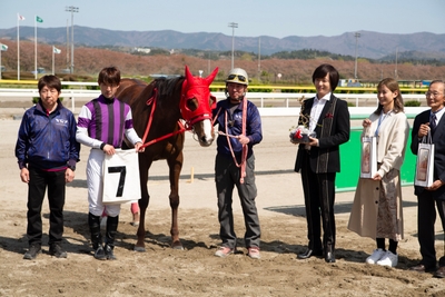 frtG3lwReWfOfQpHEu22.jpg?w=940&h=940