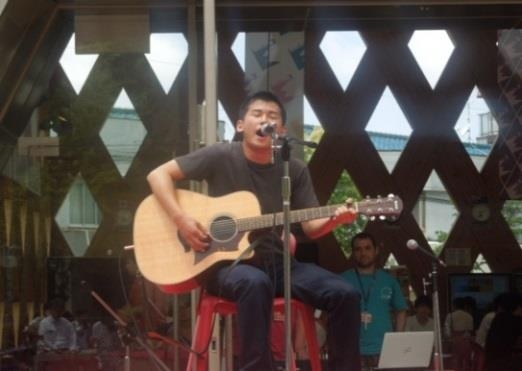 未来のスターを発掘！KINDAI’S GOT TALENT　英語村E3[e-cube]パフォーマンスコンテスト開催！