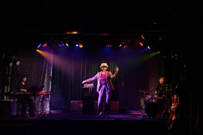 furo1bZoswgLEaSDSdSE.jpg?w=940&h=940