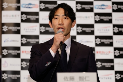 監督 佐藤 智仁