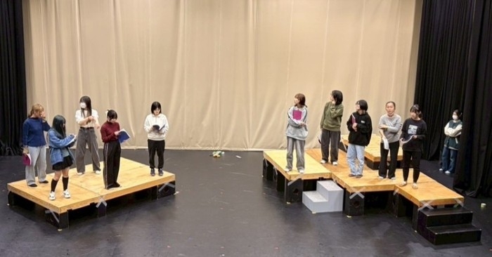 舞台芸術専攻1年生の練習の様子