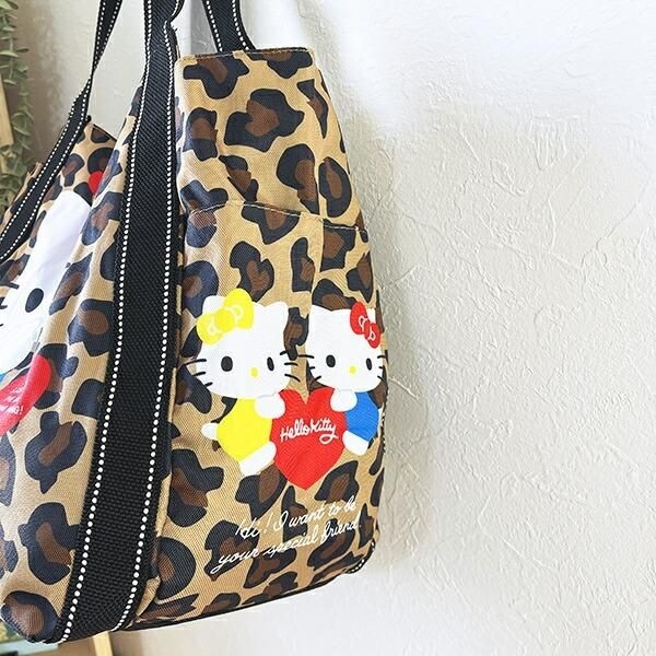 サンリオのハローキティのおしゃれで華やかなトートバッグ