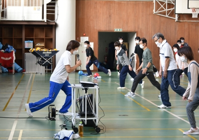 gCjar6EuEIw9bi4gWsga.jpg?w=940&h=940