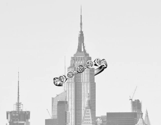 ニューヨークの洗練と美意識が息づくエタニティリング ～9月8日はニューヨークの日～