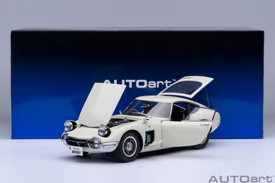 オートアート社製トヨタ 2000GT 1967