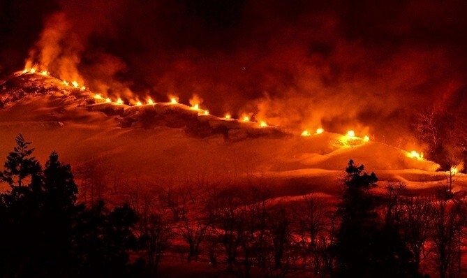 湯の里雪まつり 百八灯(ひゃくはっとう)