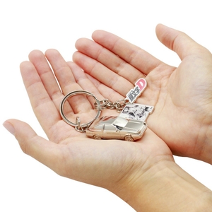 TOYOTA AE86 『頭文字D』キーチェーン