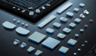 カーボンニュートラル時代の材料革新：電気接点および接点材料市場が72.6億米ドル規模に