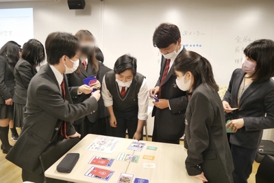 glfTnoF8FVQYYaQCHLet.jpg?w=940&h=940