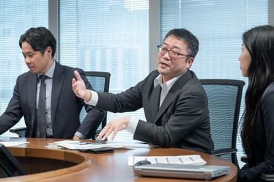 glktkn9CDThstVtFxk3z.jpg?w=940&h=940