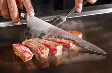 淡路島に目の前の鉄板でシェフが調理しながら料理を提供する 「淡路・鉄板焼レストラン“輝光(きこう)”」が 1日4組限定の宿泊施設「THE GOAT AWAJI」内に 2024年7月1日(月)NEWオープン！ 予約は2024年6月1日より受付開始