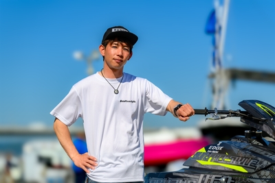 gtitBvwE8suAmek5rqAY.jpg?w=940&h=940