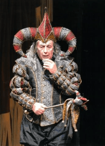 gu1Vud2uUirKrD91dmId.png?w=940&h=940