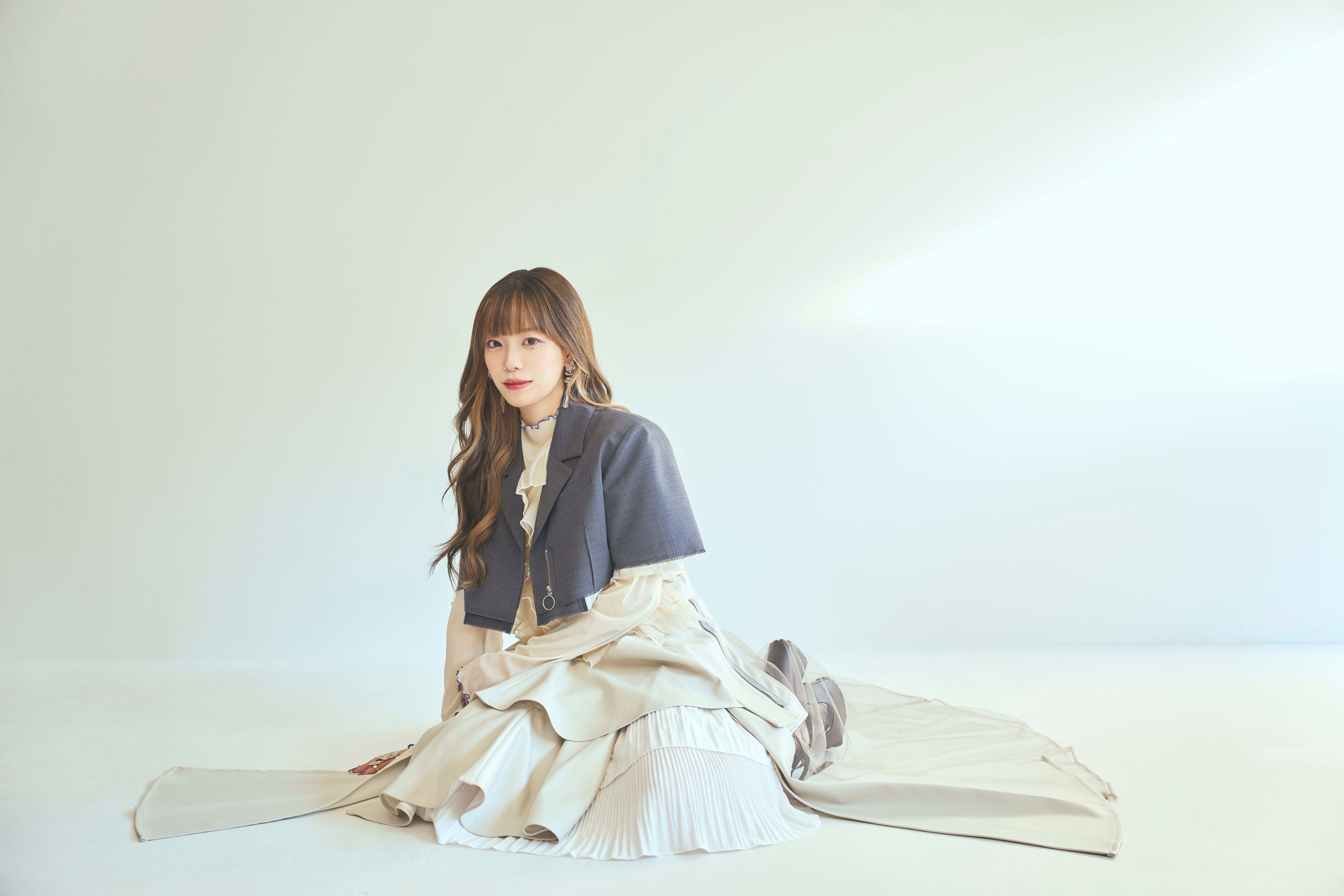 ホーリーボイスシンガー花耶、初の作詞作曲にチャレンジした切ない恋愛ソング「スナドケイ」本日配信リリース!