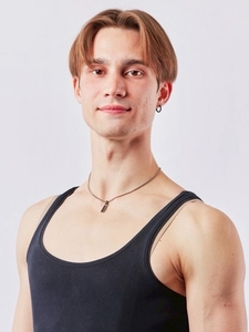 gwiJub4d6d7IKzBchA42.jpg?w=940&h=940