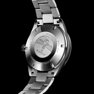 gx6MLKxJjNJ5hYWRwFyV.jpg?w=940&h=940