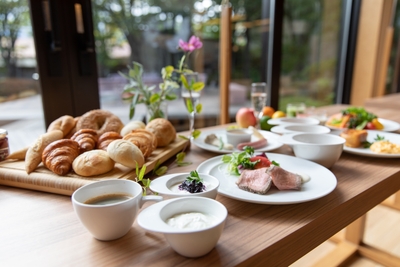 gzsbW4vbm9694DY87wIk.jpg?w=940&h=940