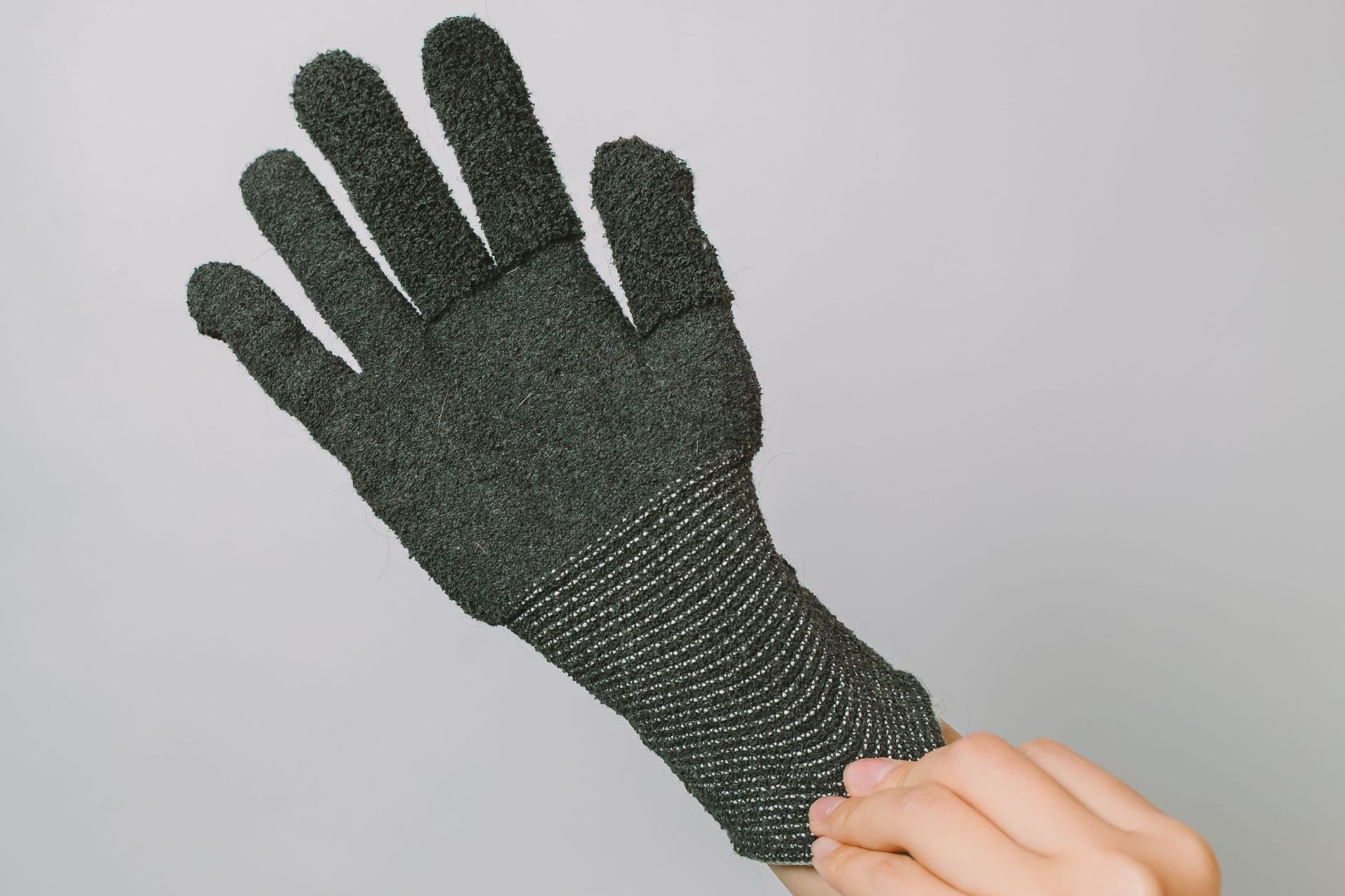 ▲手首ロング設計