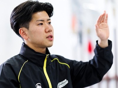 h1KckJexJ3lx8FIzSvKy.jpg?w=940&h=940