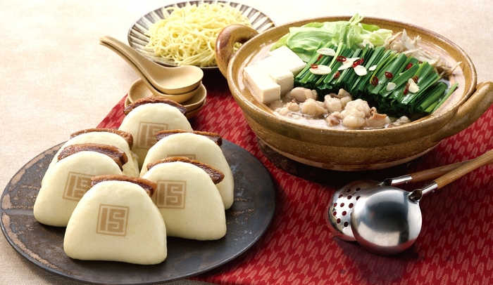 長崎角煮まんじゅうともつ鍋のセット