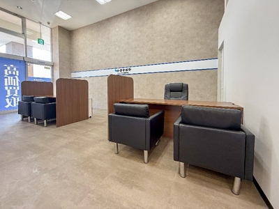 h4Cz9spJ2xRk3NCo1qXW.jpg?w=940&h=940