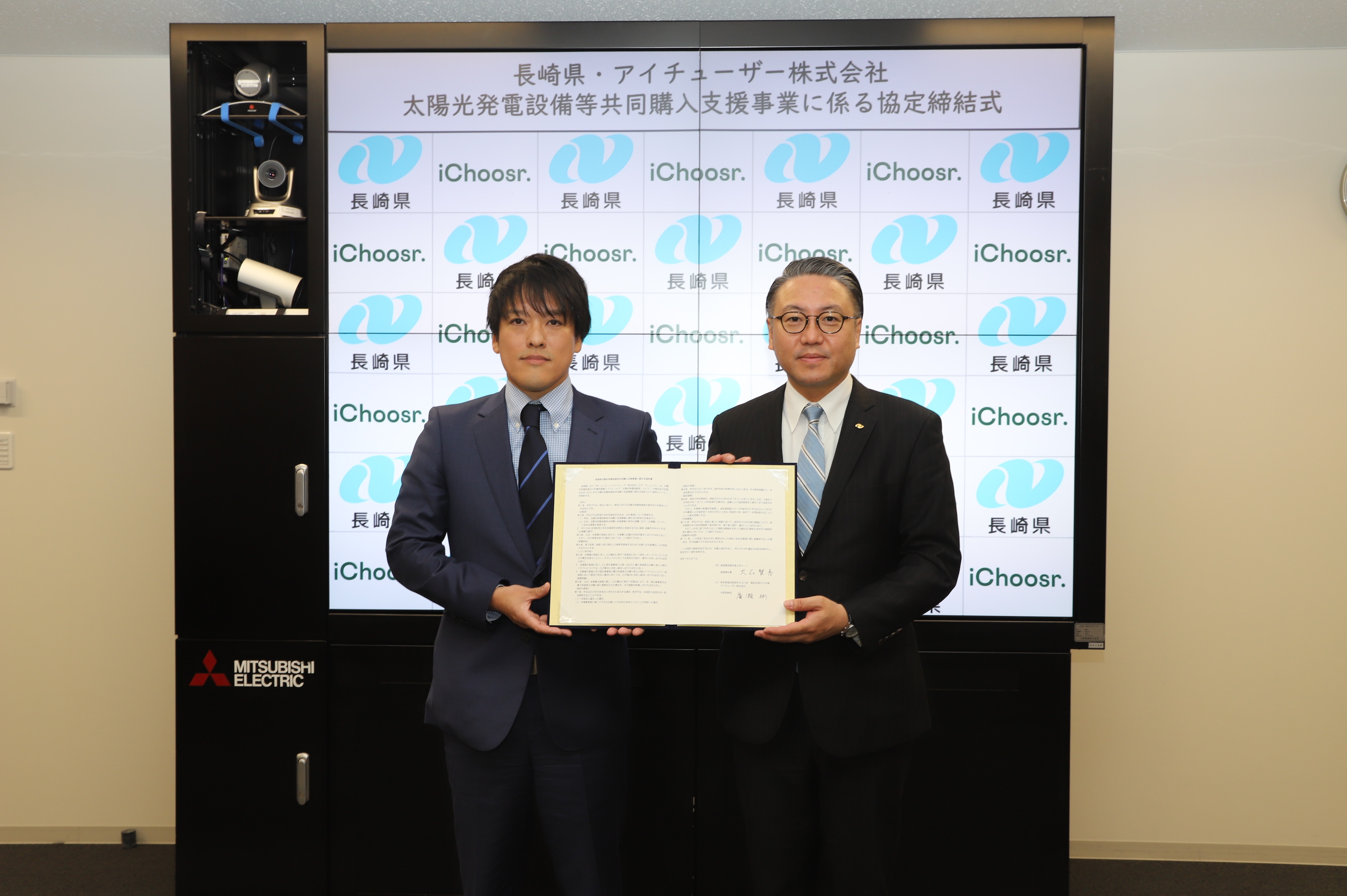 h4zvSrpPPmPiIHwfFbHG.jpg?w=400