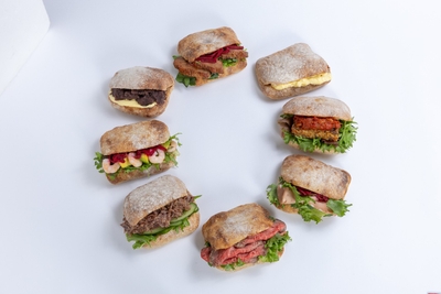 h7wGj92XI17KSWE0nUQh.jpg?w=940&h=940