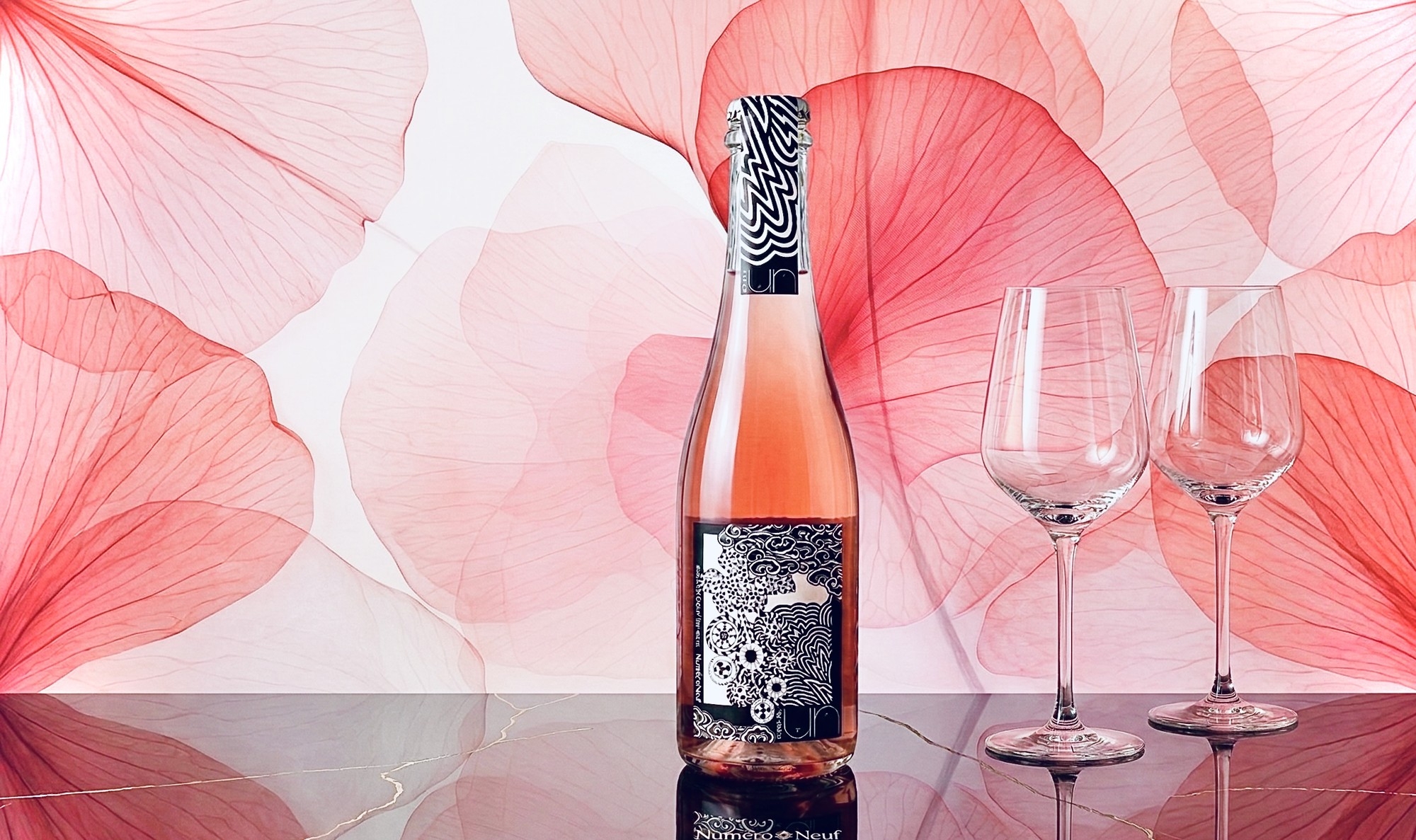 日本ワインを飲むアートピースへ。五ツ星ホテル採用の「Numéro Neuf